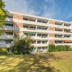 Gepflegte 2-Zimmer-Erdgeschosswohnung mit Terrasse in begehrter Lage von Schwalbach am Taunus