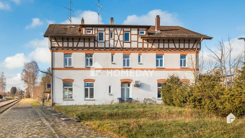 MFH mit vier Wohneinheiten und großem Grundstück – Eine Immobilie mit Potenzial! – Bild 2