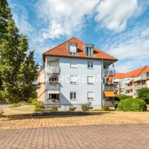 Sonnige, gepflegte Wohnung mit Balkon & TG-Stellplatz in ruhiger Wohnanlage bei Leipzig