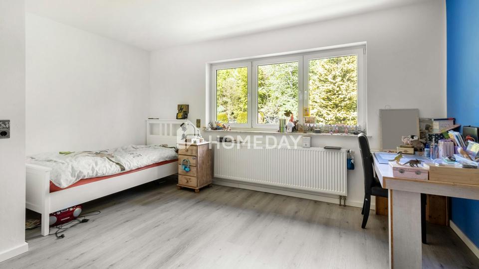 Mehrfamilienhaus mit Villen-Flair, großzügigem Grundstück und hochwertiger Ausstattung – Bild 10