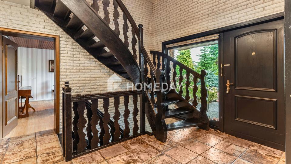 Exklusives Haus mit 2 Einheiten, 377 m² Wohnfläche und Gartenparadies – ideal für Wohnen & Arbeiten – Bild 19