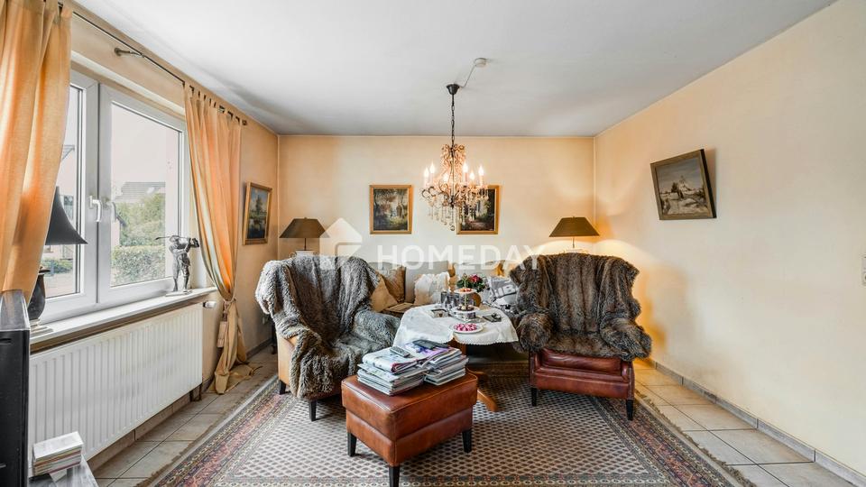 Raumwunder in ruhiger Lage – Großzügiges Haus mit Potenzial und grünem Rückzugsort – Bild 3