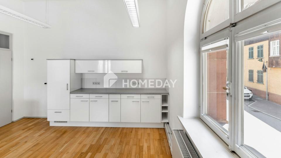 Repräsentatives Unikat für Unternehmer – Zentrale Denkmalimmobilie mit Wohn- & Gewerbepotenzial – Bild 7