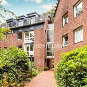 Vermietete Maisonette-Wohnung als Kapitalanlage mit Garage, EBK und Balkon in Vegesack