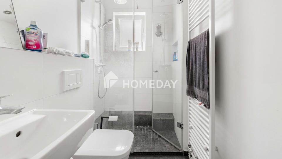 Sanierte Drei-Zimmer-Wohnung mit Balkon, Einbauküche und Keller – Bild 5