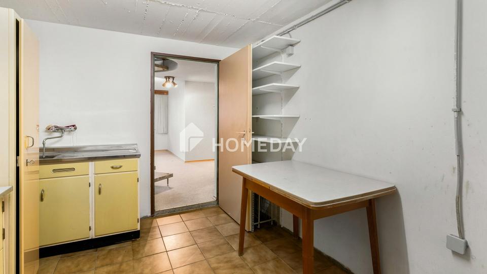 EFH mit Einlieger-Fewo, Hanglage, Doppelgarage u. großem Grundstück – Bild 9