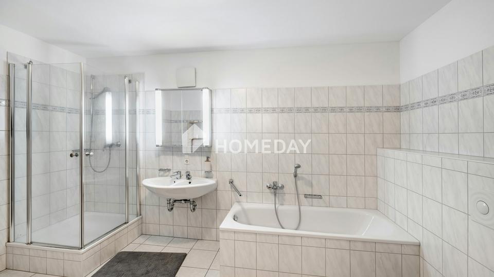 Denkmalgeschützte Renditeimmobilie: Attraktive Maisonette-Wohnung im ehemaligen Kloster – Bild 17