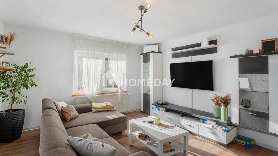 Ankommen und Wohlfühlen: modernisiertes Einfamilienhaus mit großem Grundstück für die ganze Familie