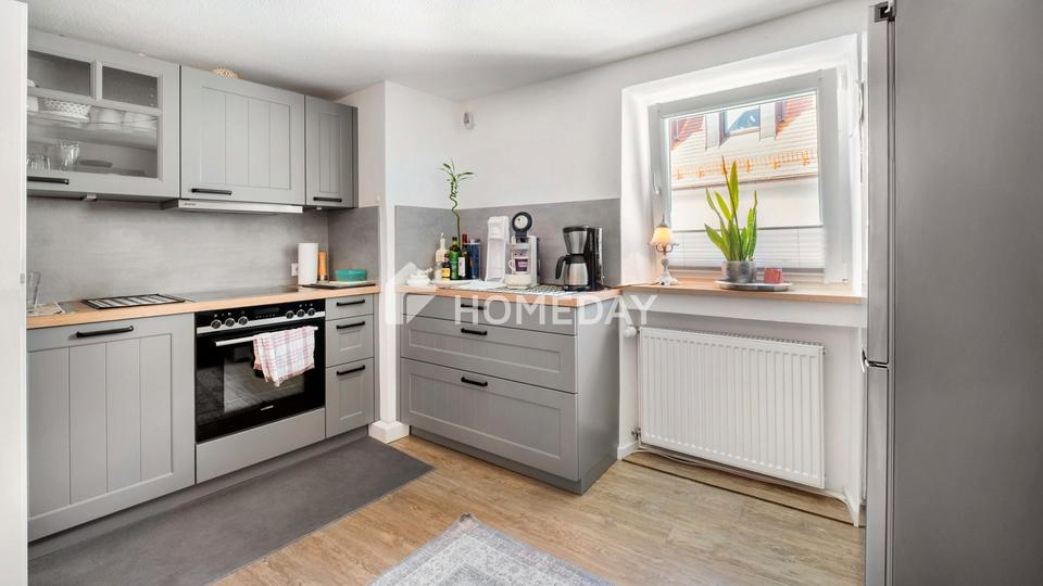 Helle 4-Zimmer-Wohnung mit Balkon und Stellplatz auf ca. 95 m² Wohnfläche – Bild 2