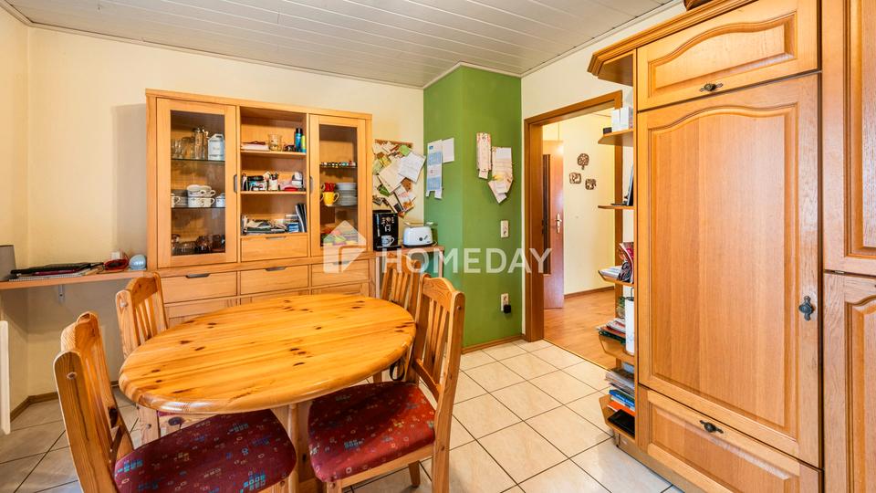 Idyllische Wohnqualität mit Garage, Garten, überdachter Südterrasse, Nebengebäude & Raumvielfalt – Bild 13