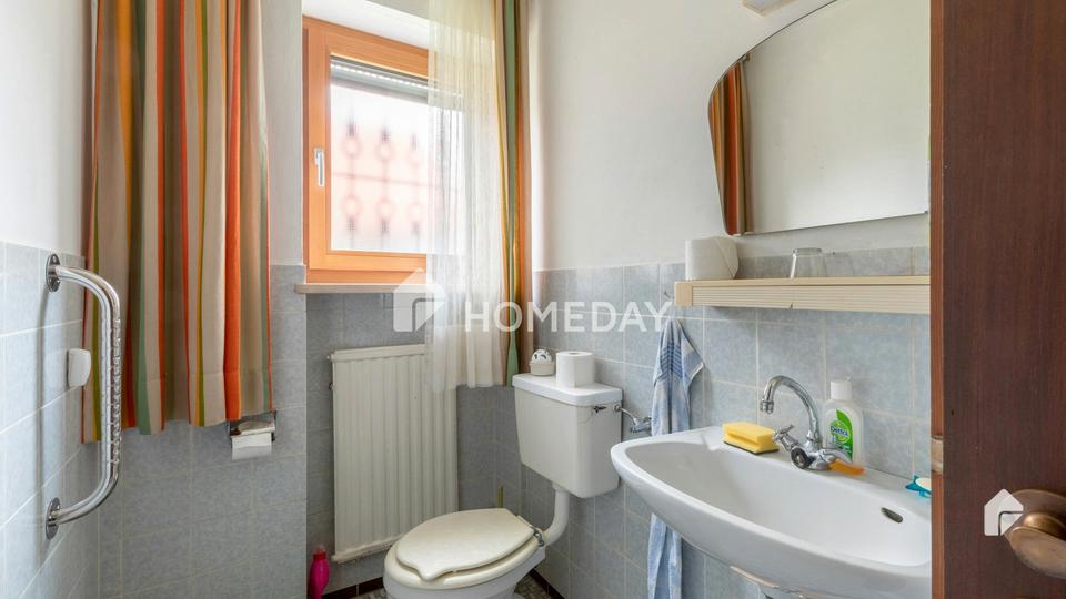 Großzügiges Zweifamilienhaus mit herrlichem Garten, 2 Garagen & PV-Anlage – sofort bezugsfrei – Bild 11