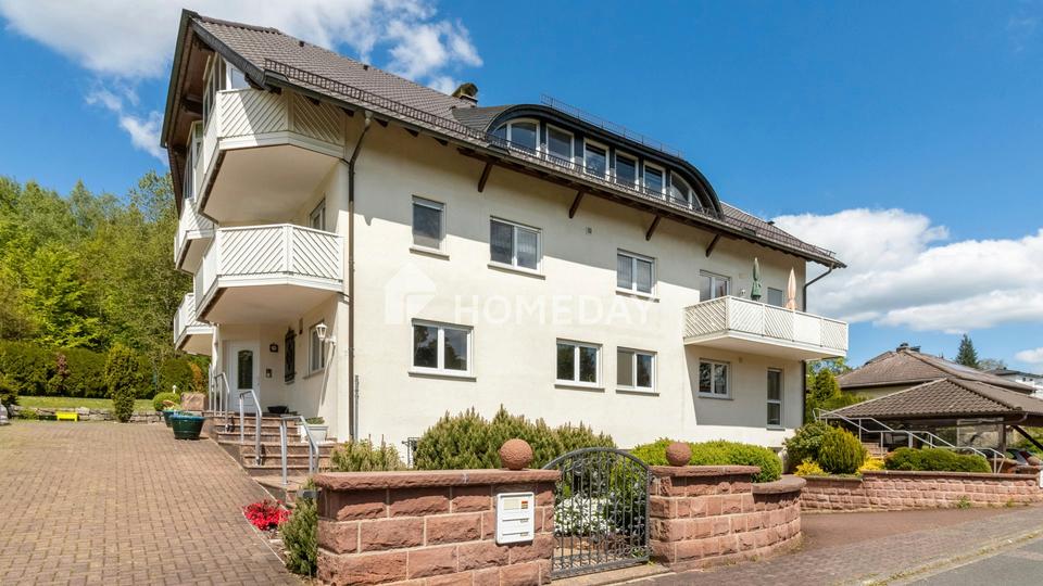 Mehrfamilienhaus mit Villen-Flair, großzügigem Grundstück und hochwertiger Ausstattung – Bild 3