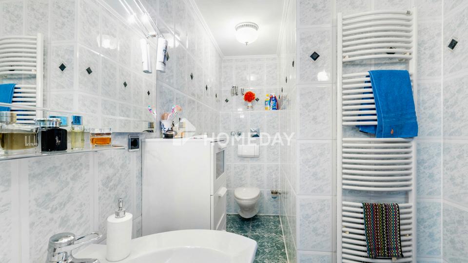 Stilvolles 5-Zimmer-Reihenendhaus mit besonderer Architektur und schönem Garten in Frohnau – Bild 18