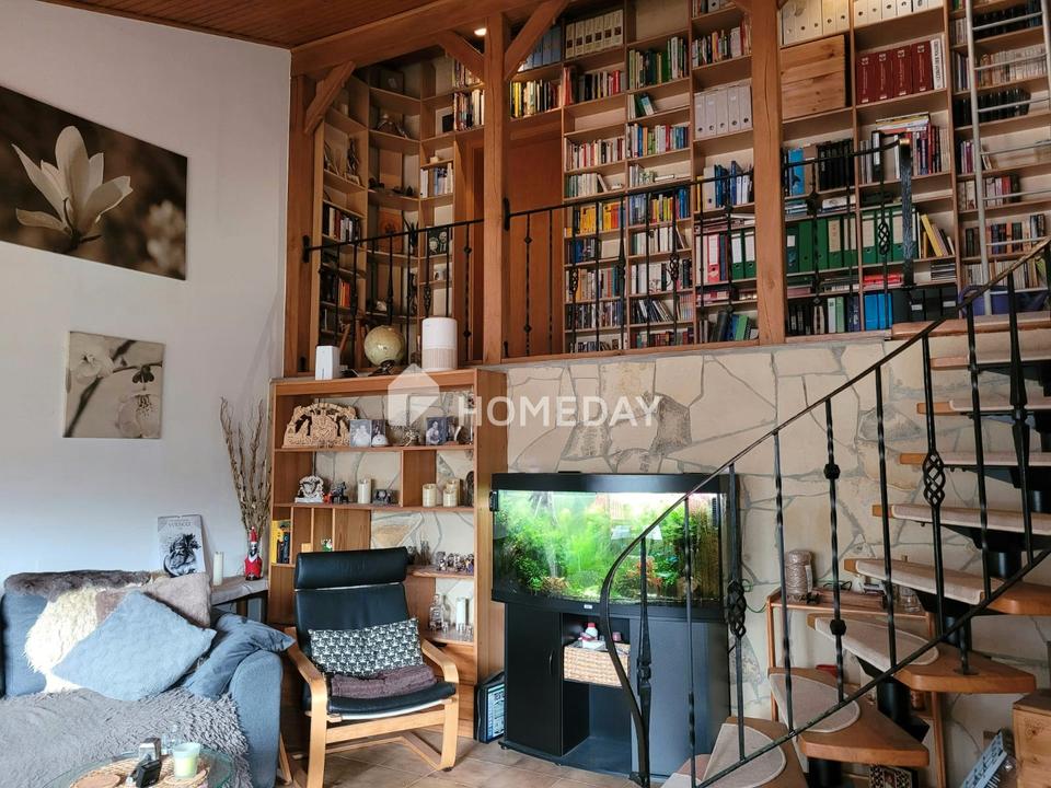 Attraktive Kapitalanlage oder Eigenheim - Lichtdurchflutetes Zweifamilienhaus mit Gartenoase – Bild 19