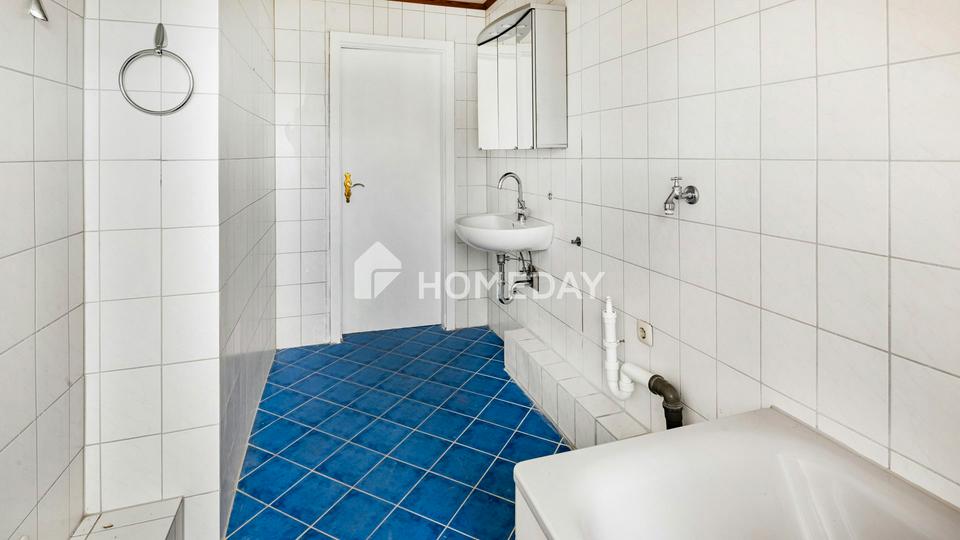 Gepflegtes Mehrfamilienhaus mit 3 Wohneinheiten und zusätzlichem Ausbaupotenzial – Bild 18