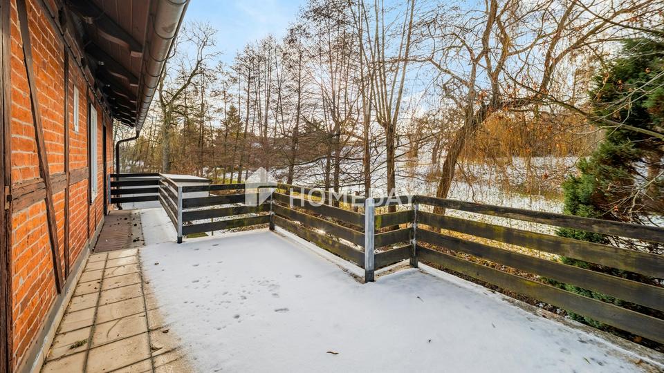 Familienfreundliches Einfamilienhaus mit 6 Zimmern, Garten, Balkon und Garagen – Bild 7