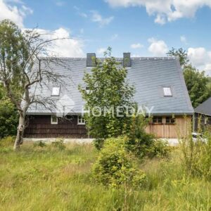 Denkmalgeschütztes Bauernhaus mit Scheune und Entwicklungspotenzial in idyllischer Lage
