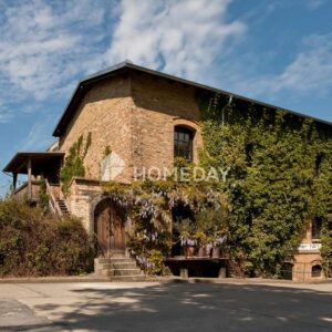 Historisches Mehrfamilienhaus mit vier Wohneinheiten