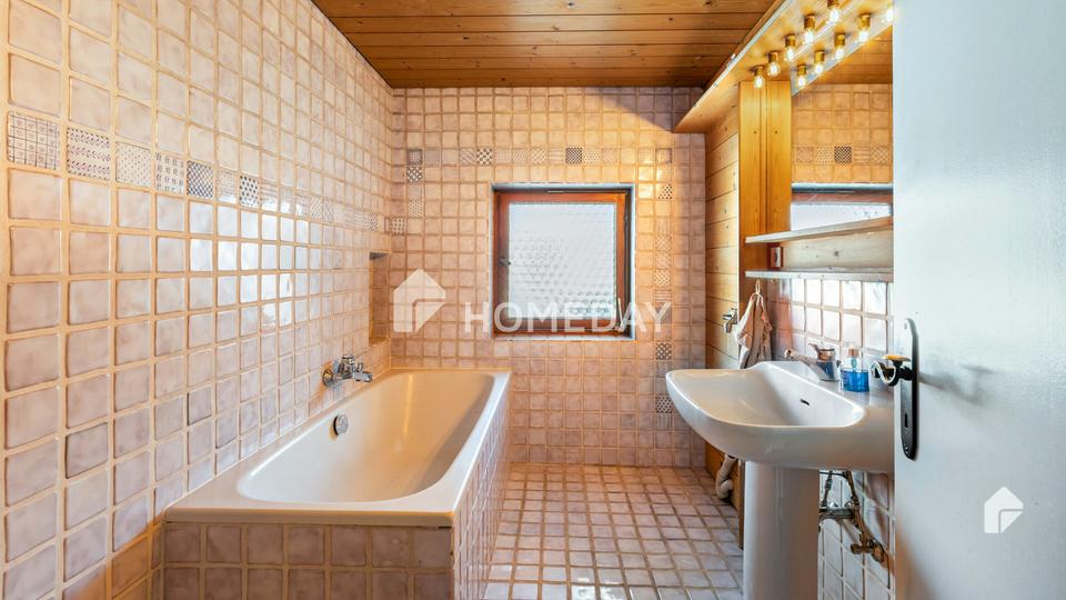 Stilvolles Landhaus als Zweifamilienhaus mit großzügigem Grundstück in Neubeuern – Bild 17