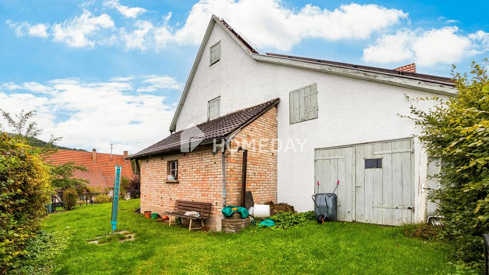 Fortlaufend modernisiertes, ehemaliges Bauernhaus mit Scheune, Garten und Ausbaupotenzial – Bild 2