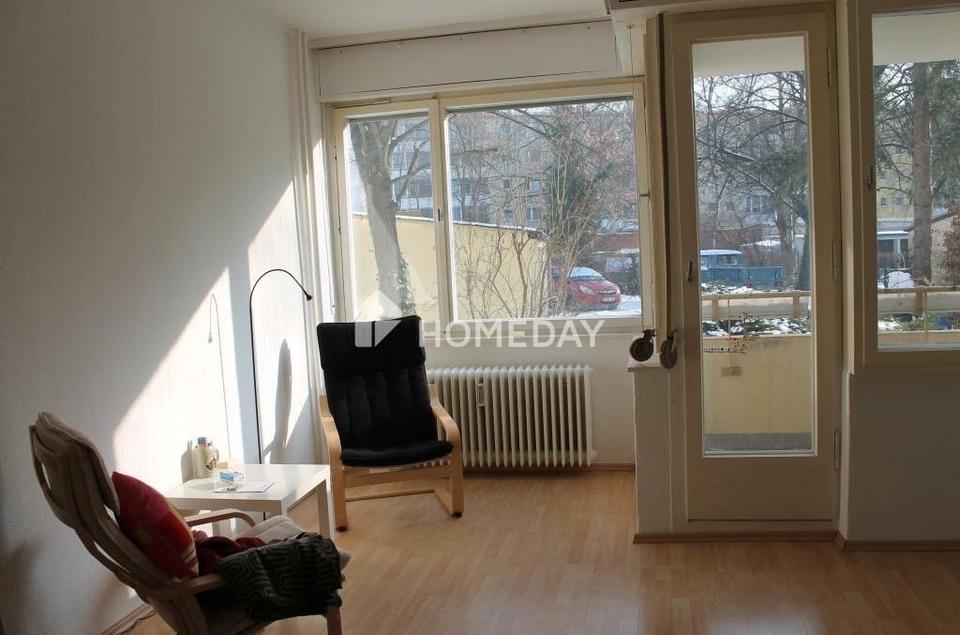 Charmante 1-Zimmer-Wohnung mit Balkon in Spandau