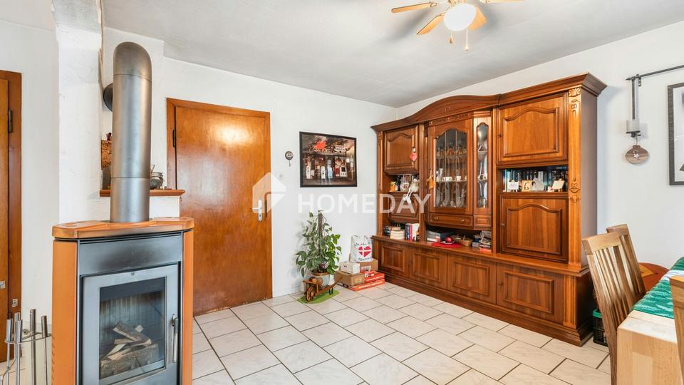 Charmantes EFH mit Ausbaupotenzial in zentraler Wohnlage – Bild 6