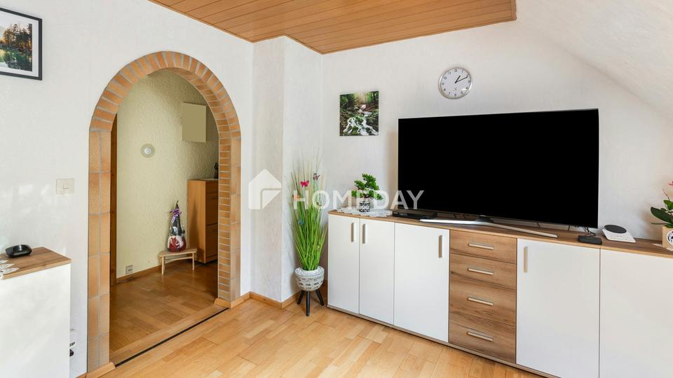 Zwei Balkone, großer Garten, Doppelgarage: Ihr Familiendomizil in Contwig – Bild 10