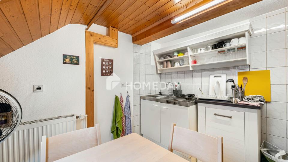 Gepflegtes 3-Familienhaus mit möblierten Einheiten und Terrasse mit Neckarblick – Bild 15