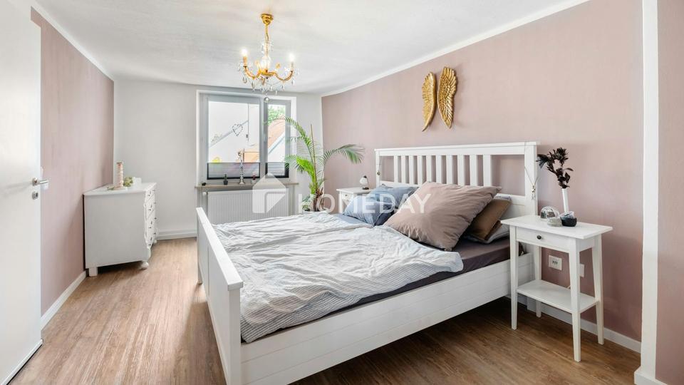Helle 4-Zimmer-Wohnung mit Balkon und Stellplatz auf ca. 95 m² Wohnfläche – Bild 9