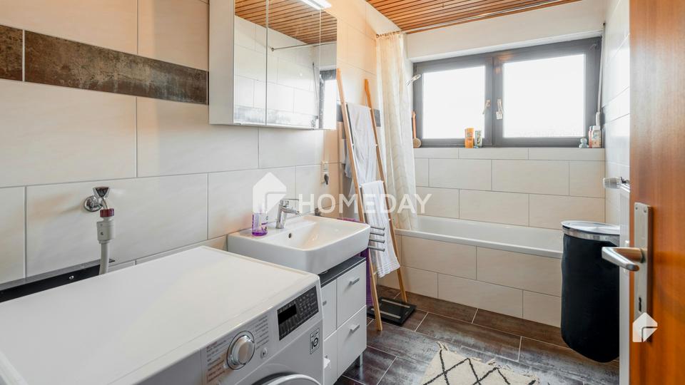 Helle 3-Zimmer-Wohnung mit Balkon & zwei Stellplätzen , Garage – 92,5 m² in gepflegter Wohnanlage – Bild 8