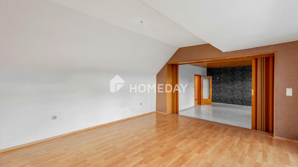 Charmantes Zweifamilienhaus mit Garten, Garagen in Obernkirchen – Bild 11