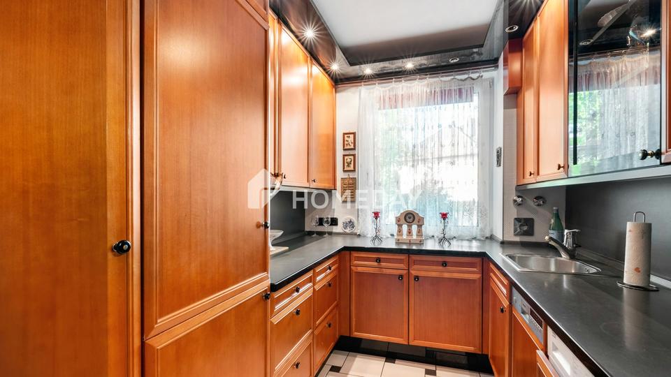 Stilvolles 5-Zimmer-Reihenendhaus mit besonderer Architektur und schönem Garten in Frohnau – Bild 12