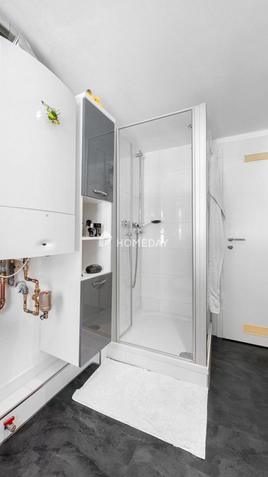 Helle 4-Zimmer-Wohnung mit Balkon und Stellplatz auf ca. 95 m² Wohnfläche – Bild 11