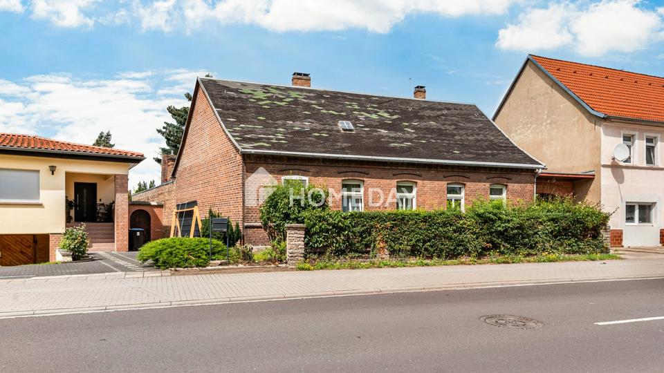 Hand- und Heimwerker aufgepasst: Backsteinhaus mit eigener Werkstatt und großem Grundstück – Bild 3