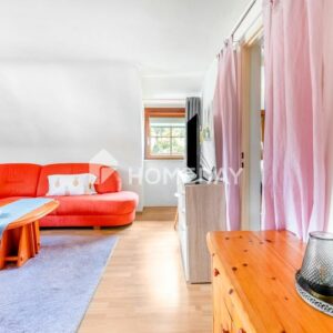 Charmante Maisonettewohnung auf 110 QM mit 7 Zimmern, Garage und Keller
