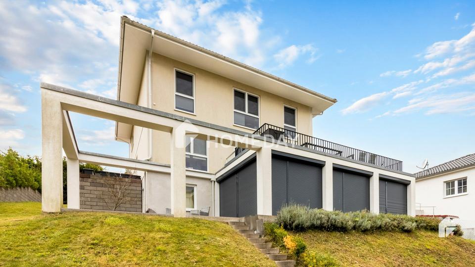 Exklusives Einfamilienhaus in ruhiger Lage mit tollem Ausblick – Stilvoll, modern und bezugsfertig