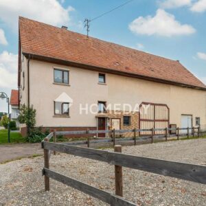 Haus in Dornröschenschlaf! 1 bis 2 Familienhaus mit großem, bebaubarem Grundstück & Potenzial