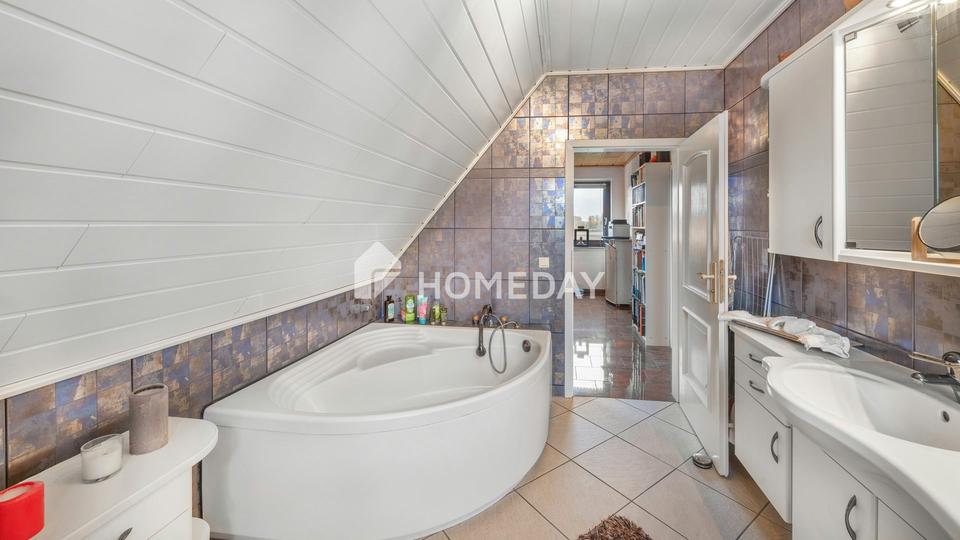 Familienidylle am Feldrand – großzügiges EFH mit Einliegerwohnung und Gartenparadies – Bild 14