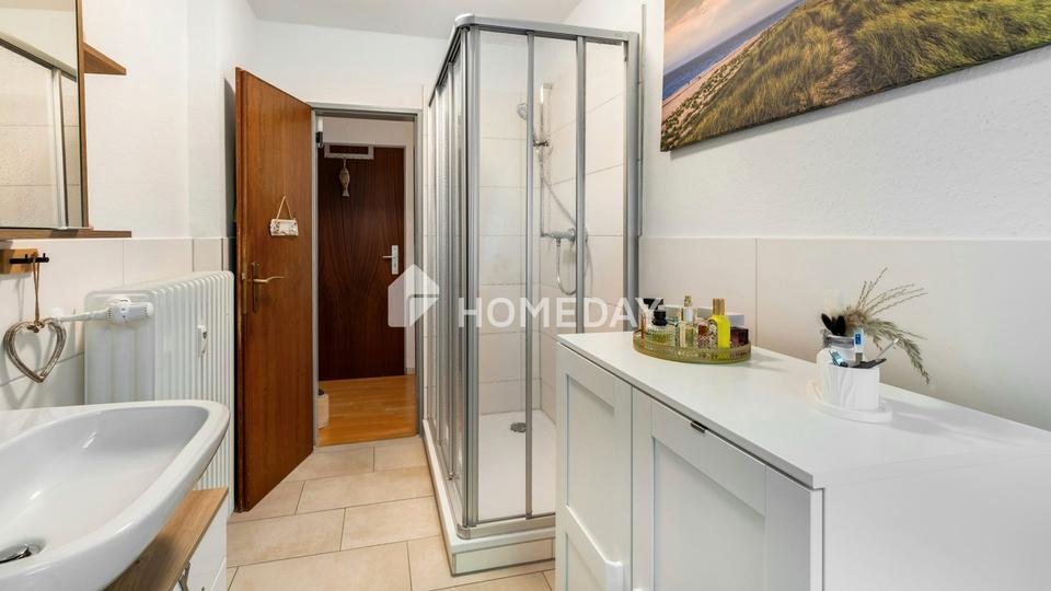 Charmante 3-Zimmer-Dachgeschosswohnung mit Keller, Garage und schönem Ausblick – Bild 13