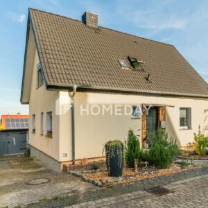 Charmantes Einfamilienhaus mit Garten in idyllischer Lage