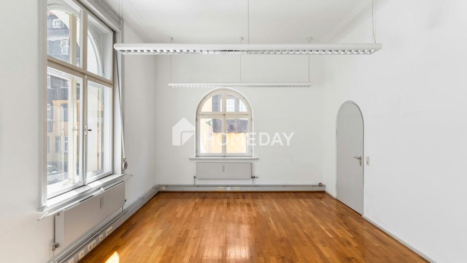 Repräsentatives Unikat für Unternehmer – Zentrale Denkmalimmobilie mit Wohn- & Gewerbepotenzial – Bild 12