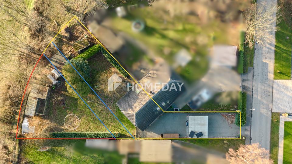 Am Feldrand und idyllisch gelegen: DHH mit Südterrasse, EBK + Carport | Gepflegt | Großes Grundstück – Bild 3