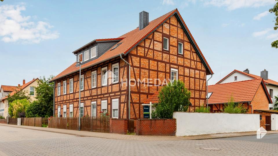 Teilvermietetes Mehrgenerationenhaus mit 4 WE & Nebengebäude, Werkstatt, Garage & großem Garten – Bild 2