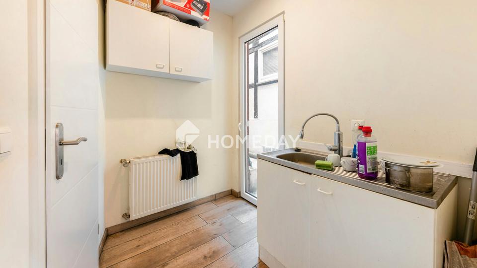 Mehrfamilienhaus mit Gewerbeeinheit und zwei sanierungsbedürftigen Wohneinheiten im Zentrum von Burg – Bild 7