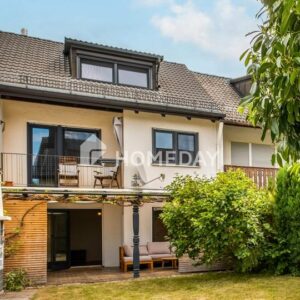 Der Traum vom Eigenheim! Schönes Reihenendhaus mit moderner EBK, 2 Garagen & Garten in ruhiger Lage