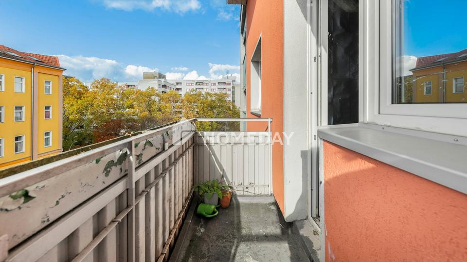 Sanierte Drei-Zimmer-Wohnung mit Balkon, Einbauküche und Keller – Bild 9