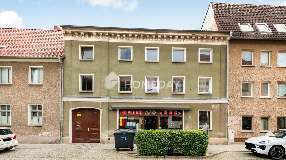 Lukrative Investition mit 7,6 % Rendite: Voll vermietetes MFH mit Gewerbeeinheit und 2 Wohneinheiten