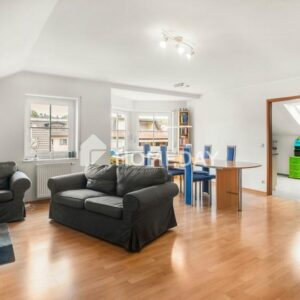 Sonnenbalkon, Raumgefühl, Ruhe – diese DG-Wohnung hat das gewisse Extra