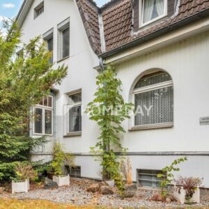 Mehrfamilienhaus mit 3 WE und großem Grundstück & Nebengebäude – perfekt für Familien oder Anleger