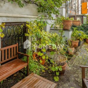 Maisonette-Wohnung mit charmantem Wintergarten im Viertel